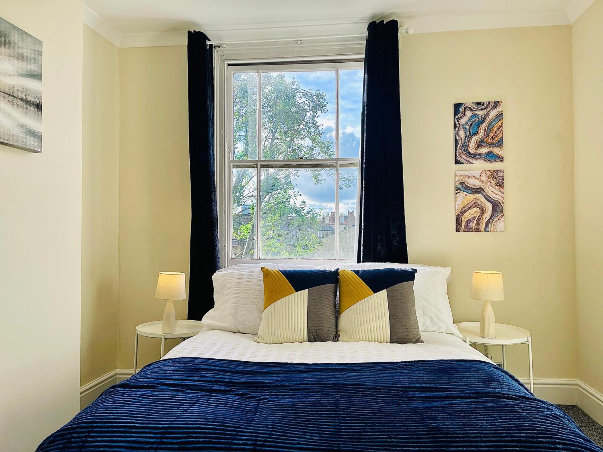 2 Bedroom Flat In Central Londen Buitenkant foto