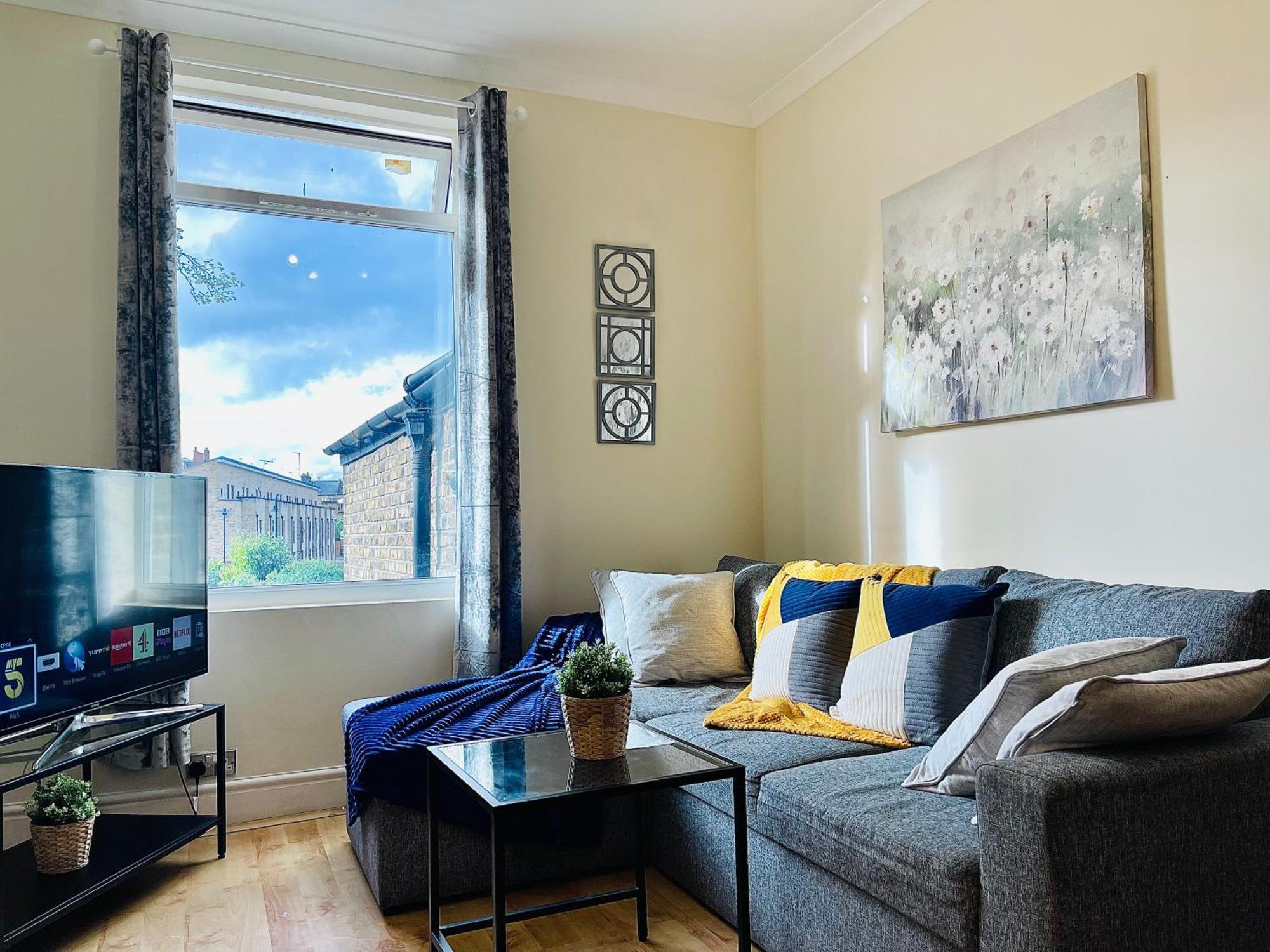 2 Bedroom Flat In Central Londen Buitenkant foto